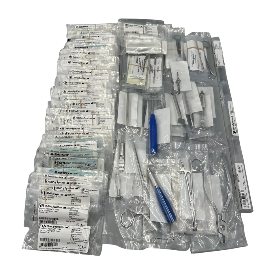 Synthes Mini Fragment Instrument & Implant Set, Self-Tapping Screws 105.488